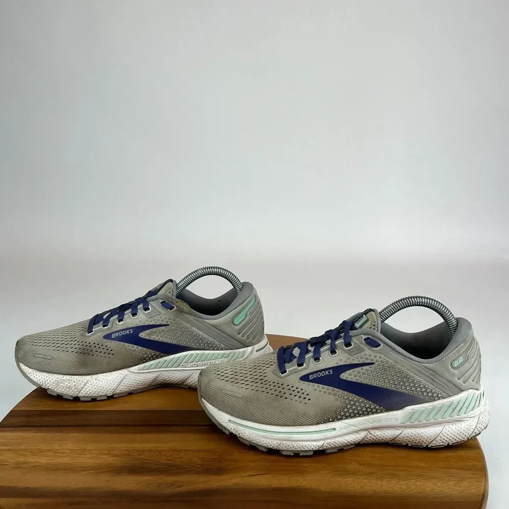 Womens Brooks Adrenaline GTS 22 Gray Athletic Running Shoes‎ Sneakers Size 7.5 B
